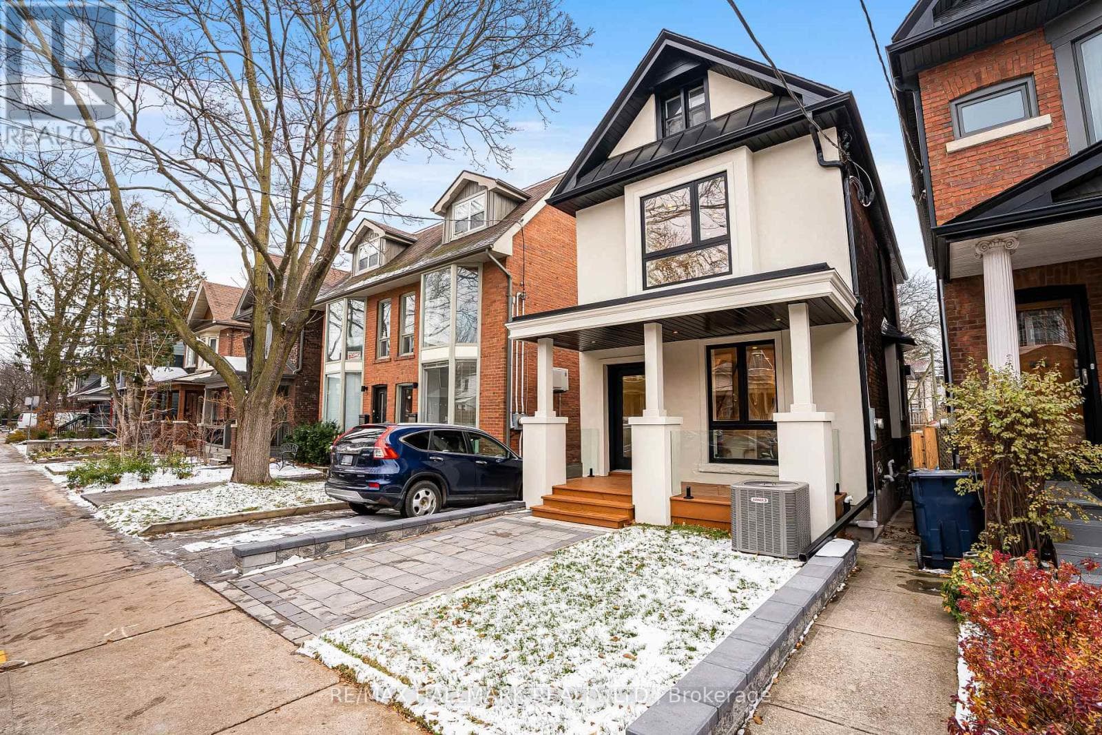 47 HARCOURT AVENUE — Toronto (Blake-Jones), Ontario - Main photo