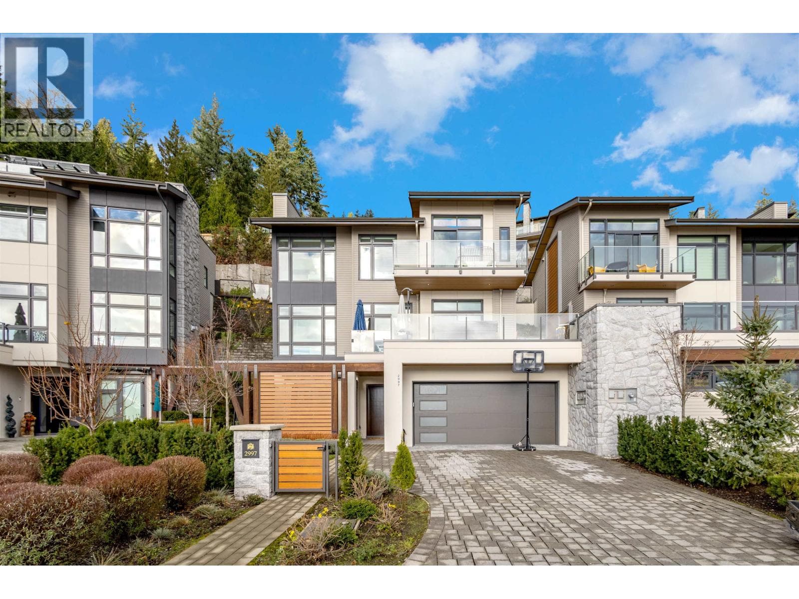 2997 BURFIELD PLACE — West Vancouver, British Columbia - Main photo