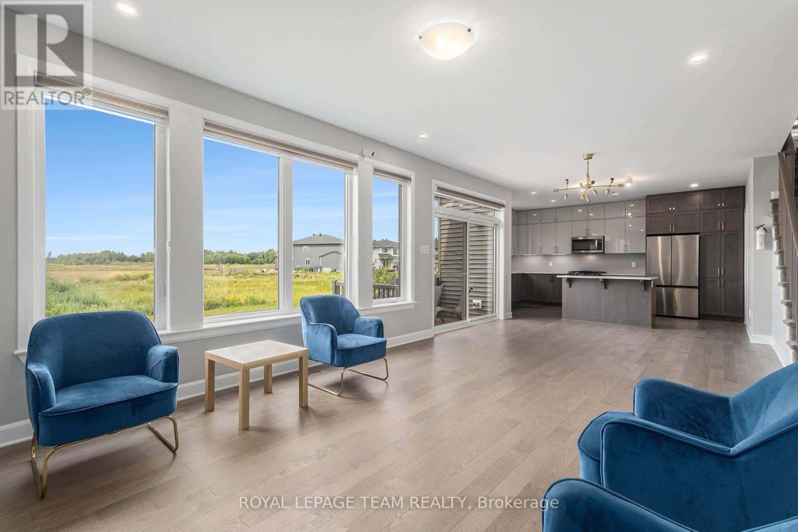 659 PARKVIEW TERRACE — Russell, Ontario - Photo 5 of 24