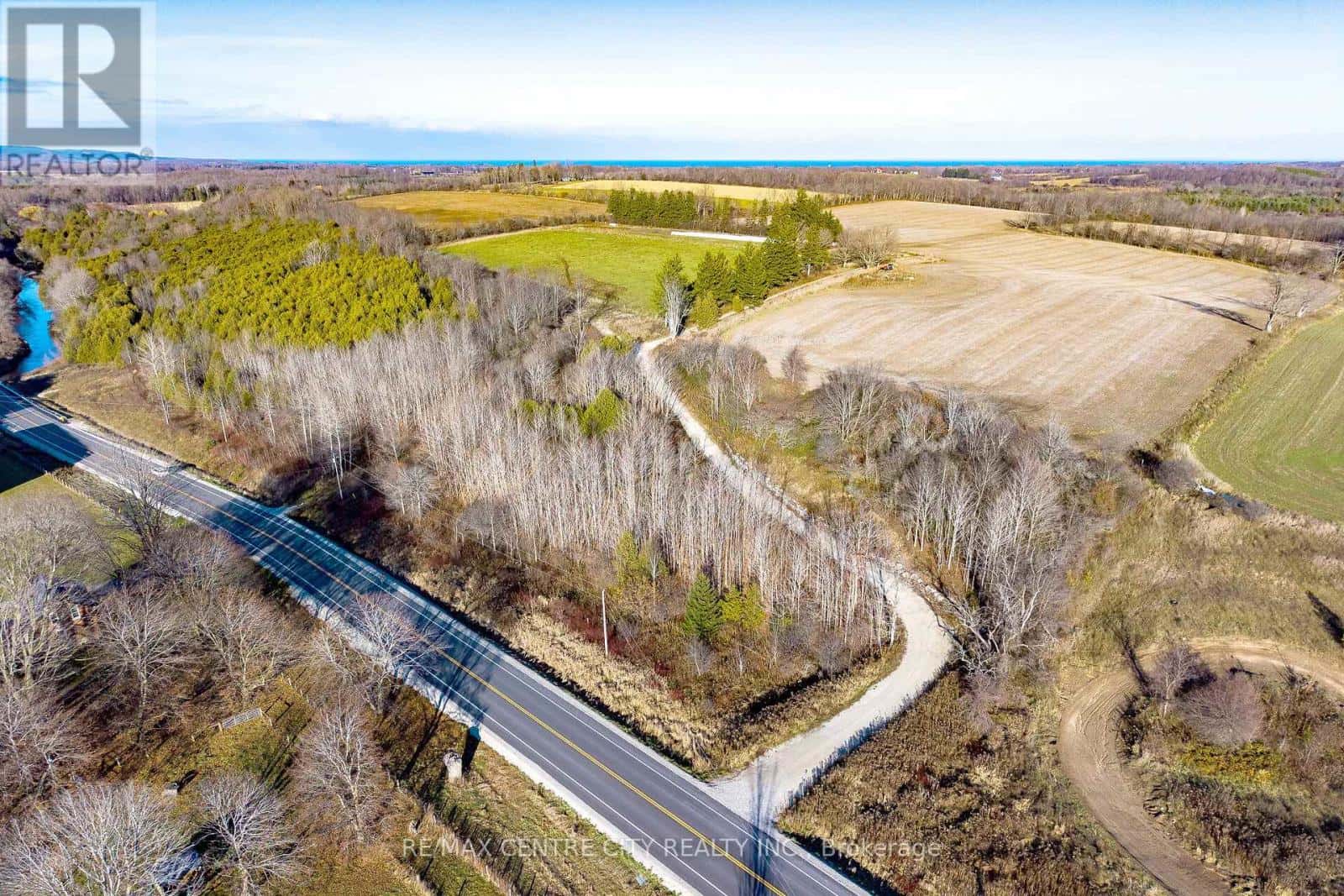 PT LT 11 CONC 7 — Meaford, Ontario - Photo 4 of 17