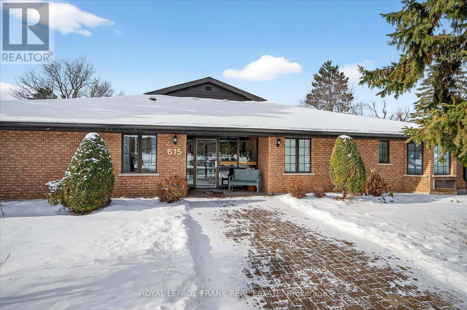 8 - 615 WHITAKER STREET — Peterborough (Ashburnham Ward 4), Ontario - Photo 2 of 30