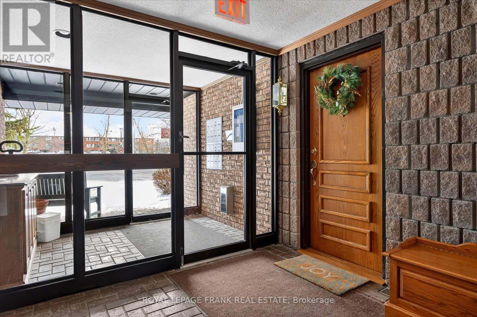 8 - 615 WHITAKER STREET — Peterborough (Ashburnham Ward 4), Ontario - Photo 3 of 30