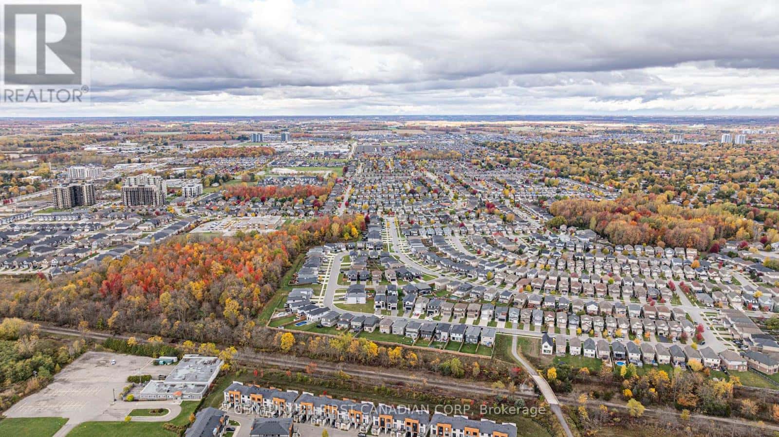 1277 SANDBAR STREET — London North (North I), Ontario - Photo 3 of 46