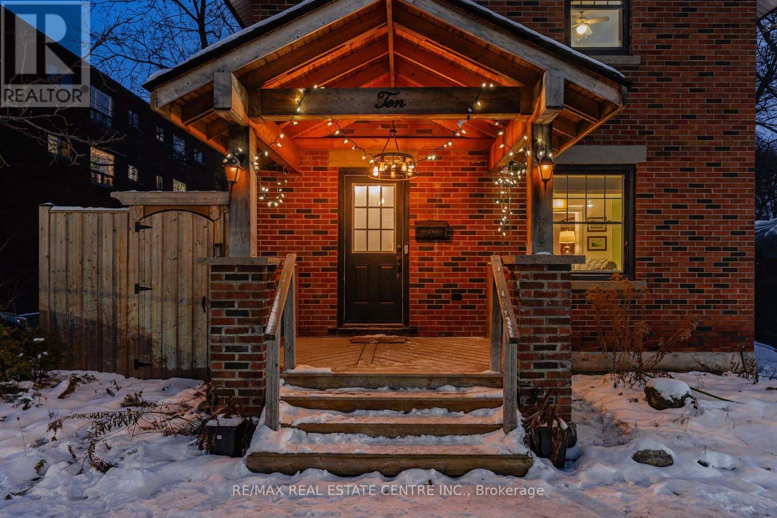 10 SPEEDVALE AVENUE W — Guelph (Exhibition Park), Ontario - Photo 5 of 48