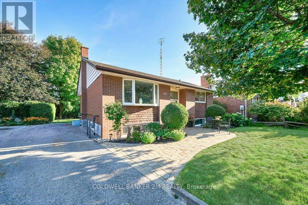 657 BALMORAL DRIVE — Oshawa (McLaughlin), Ontario - Photo 2 of 45