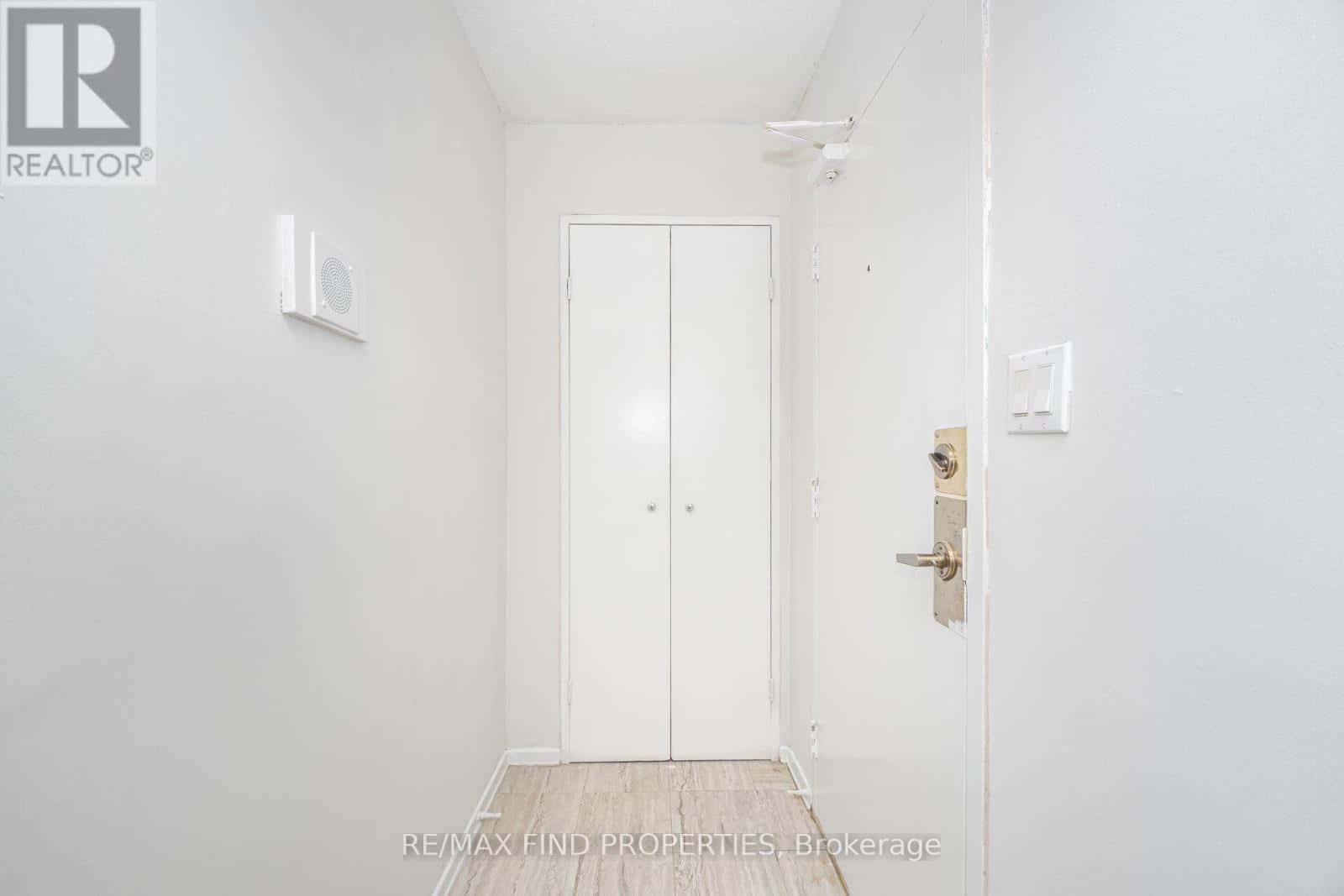 403 - 20 EDGECLIFFE GOLFWAY — Toronto (Flemingdon Park), Ontario - Photo 5 of 30