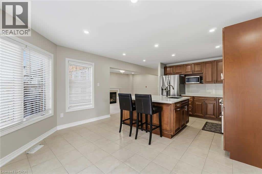 6537 ST MICHAEL Avenue — Niagara Falls, Ontario - Photo 4 of 33