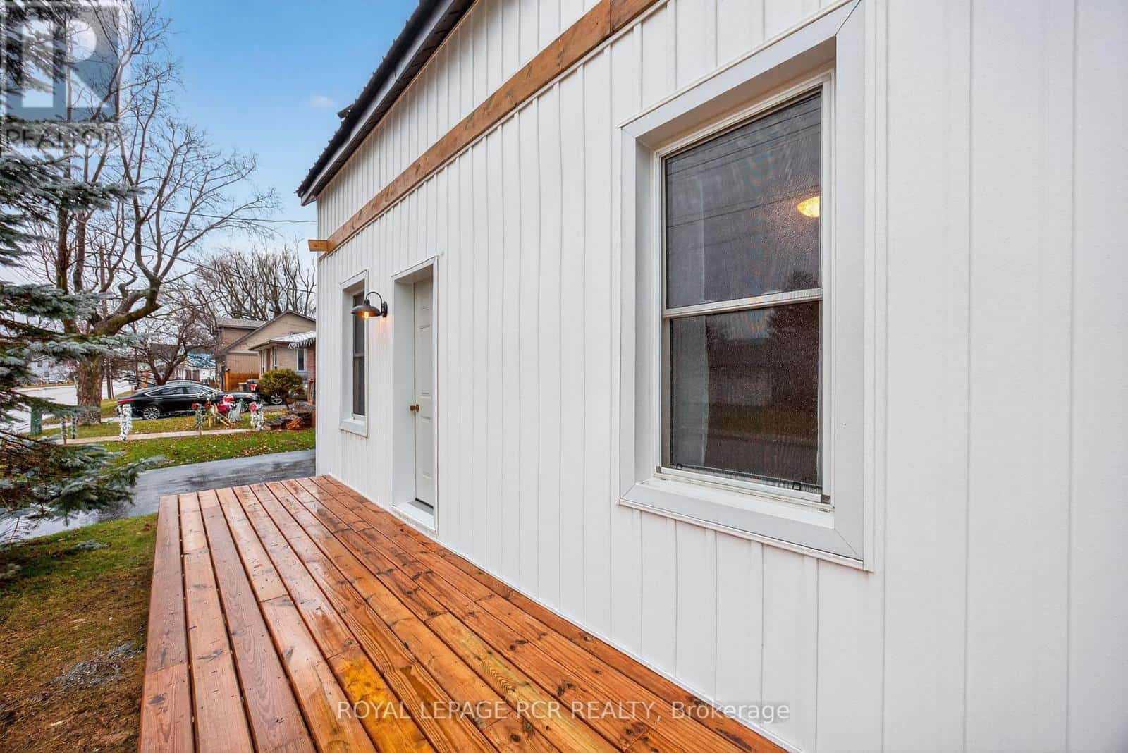 170 YOUNG STREET — Southgate, Ontario - Photo 4 of 34