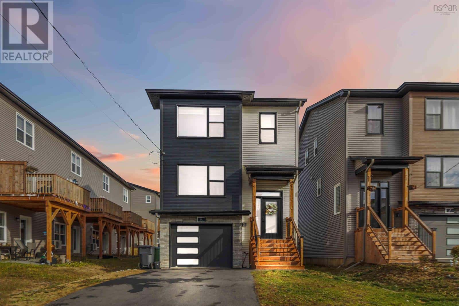 5 Sam Crescent — Elmsdale, Nova Scotia - Photo 2 of 50