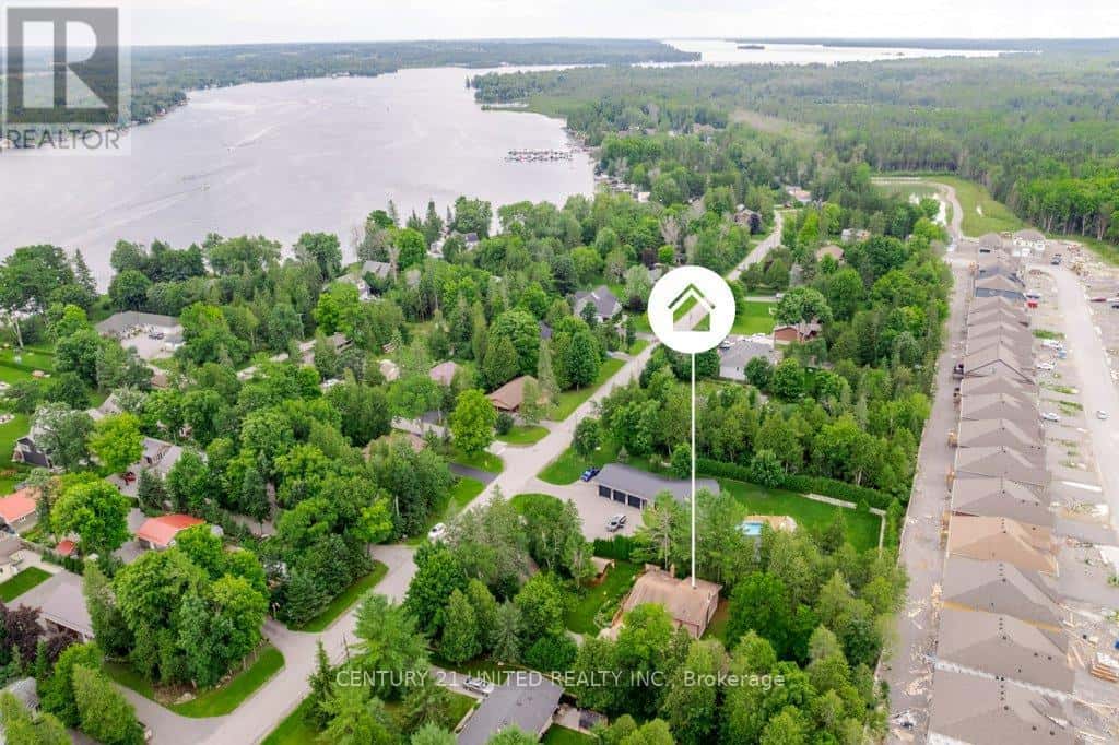 231 FRONT STREET W — Kawartha Lakes (Bobcaygeon), Ontario - Photo 3 of 50