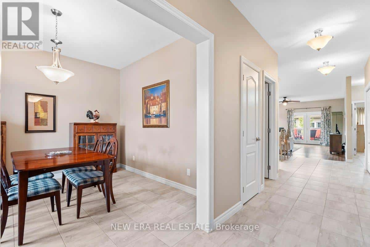 17 DORCHESTER DRIVE — Prince Edward County (Wellington Ward), Ontario - Photo 3 of 30