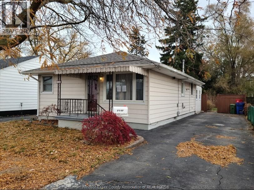 2442 ARTHUR RD. — Windsor, Ontario - Main photo