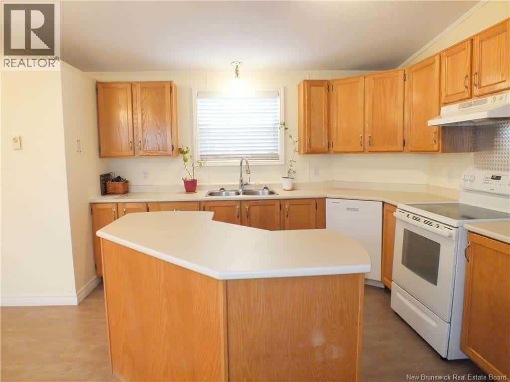 11 View Lane — Jacksonville, New Brunswick - Photo 4 of 33