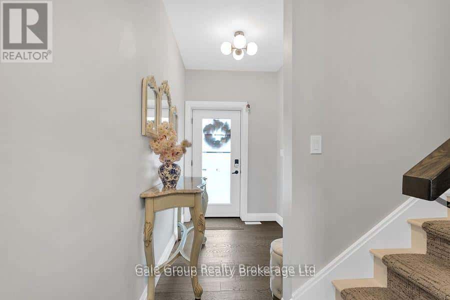 602 - 361 QUARTER TOWN LINE — Tillsonburg, Ontario - Photo 5 of 44