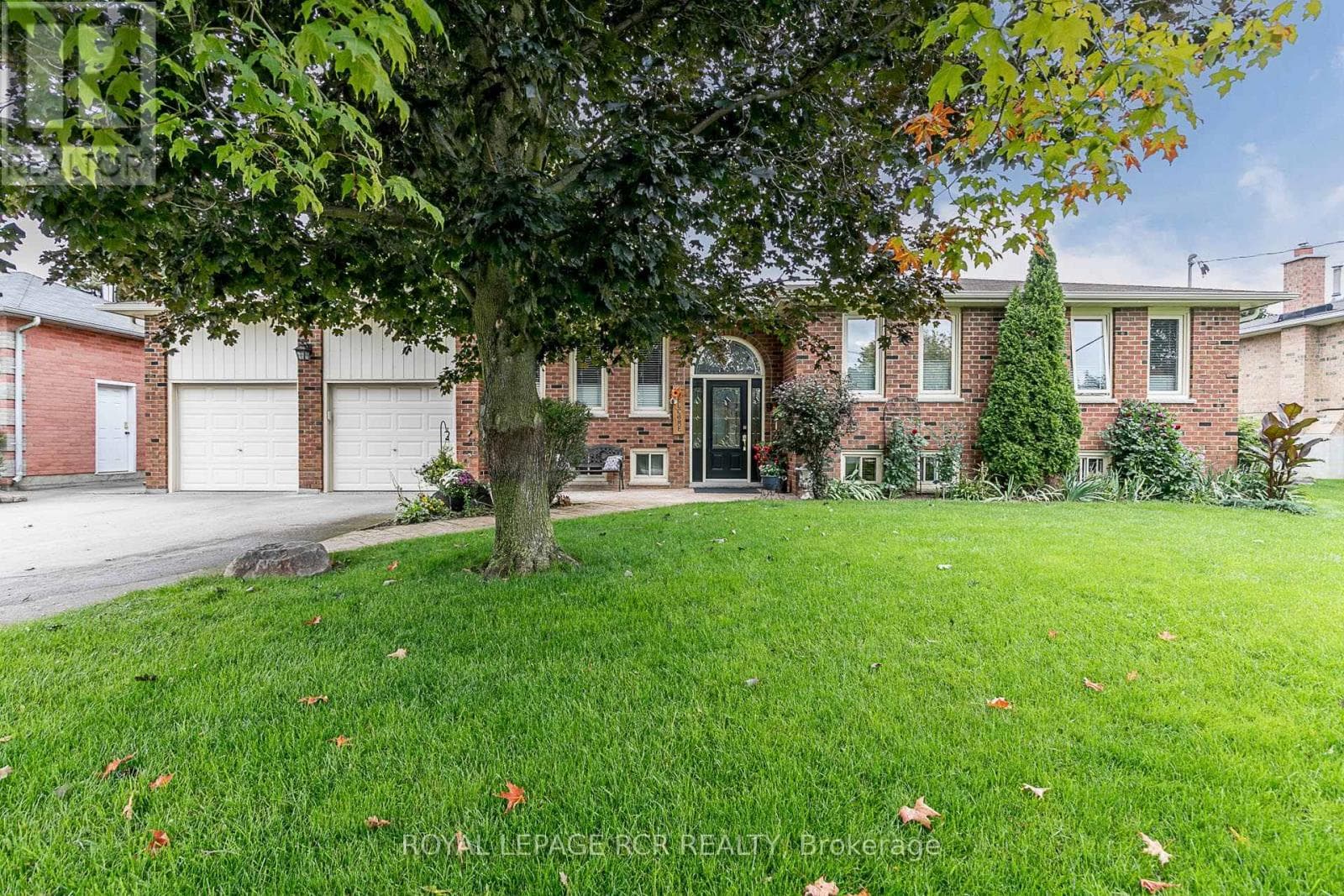 99 TOLL ROAD — East Gwillimbury (Holland Landing), Ontario - Main photo