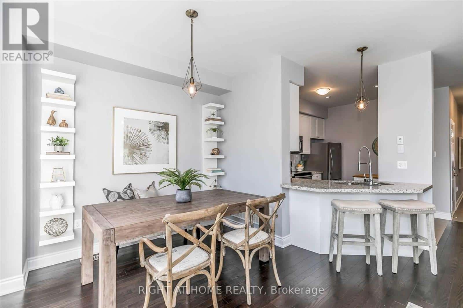 23 - 751 WENDY CULBERT CRESCENT — Newmarket (Stonehaven-Wyndham), Ontario - Photo 4 of 20