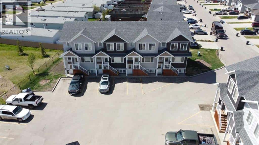 9503 112 Avenue — Clairmont, Alberta - Photo 5 of 40