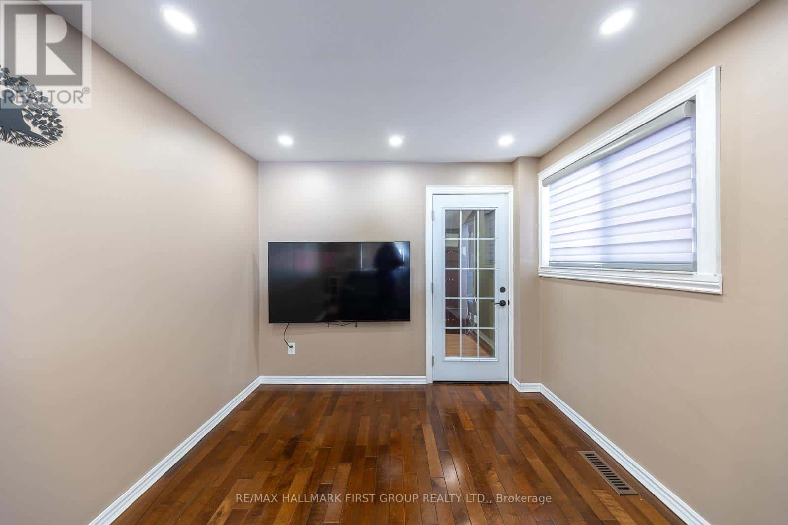 50 GOSKIN COURT — Toronto (Malvern), Ontario - Photo 4 of 45