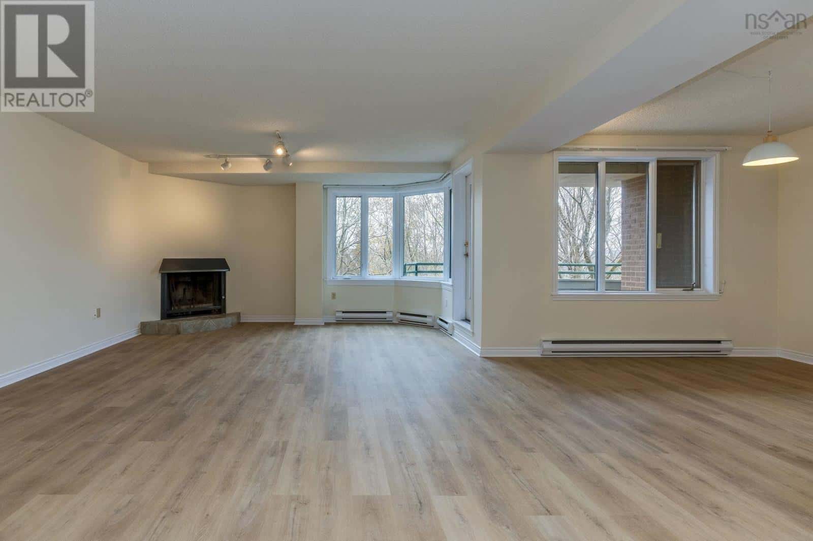 110 1350 Oxford Street — Halifax, Nova Scotia - Photo 3 of 30