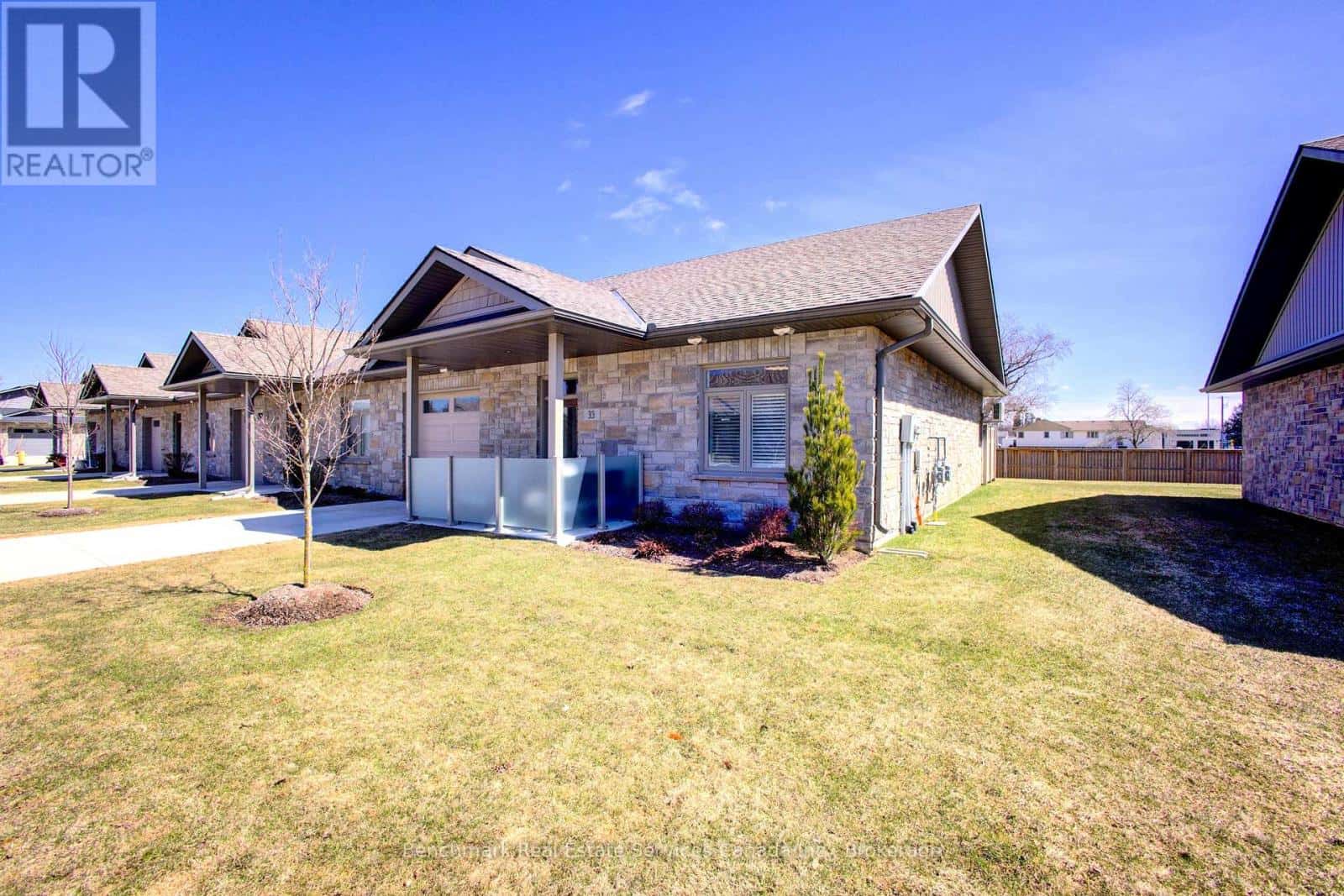 33 - 375 MITCHELL ROAD S — North Perth (Listowel), Ontario - Photo 2 of 49