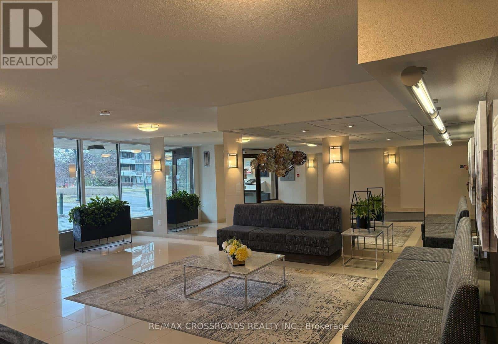 207 - 45 HUNTINGDALE BOULEVARD — Toronto (L'Amoreaux), Ontario - Photo 2 of 27