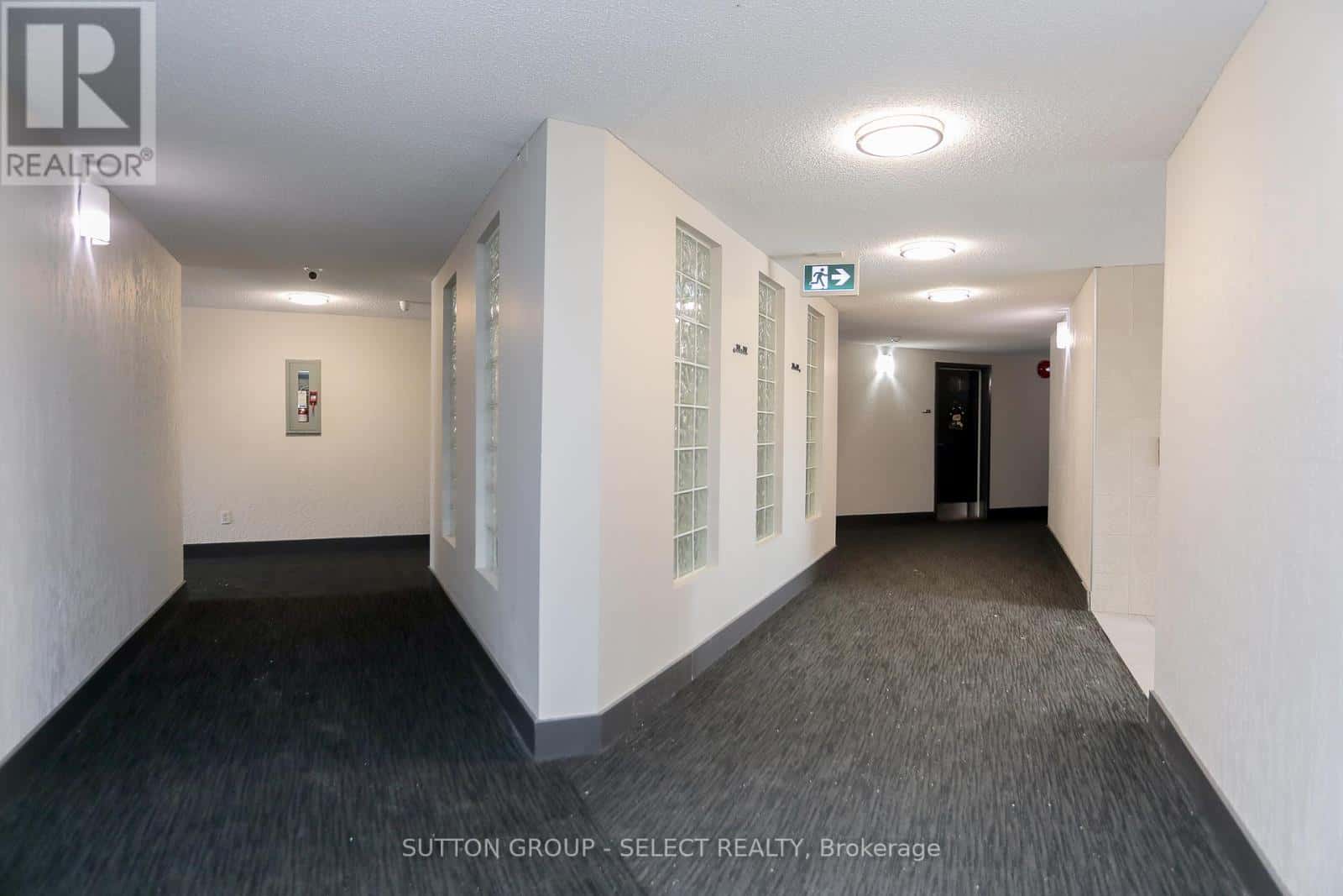 207 - 2228 TRAFALGAR STREET — London East (East I), Ontario - Photo 5 of 29