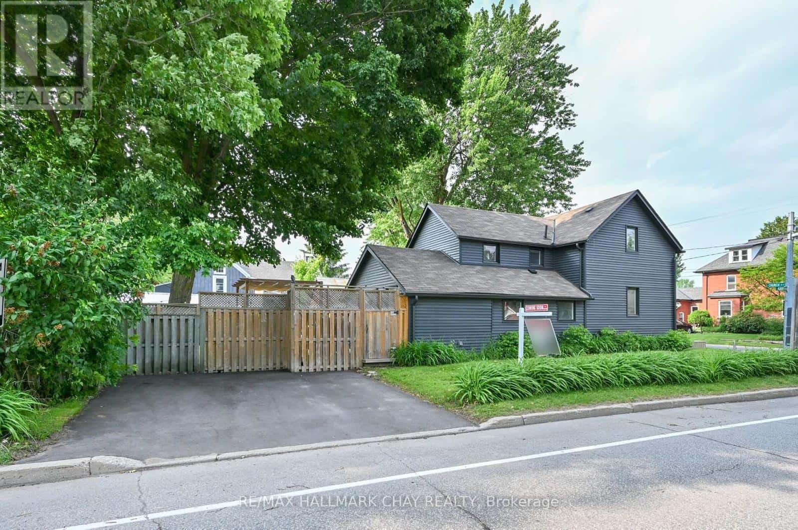 70 CHURCH STREET S — New Tecumseth (Alliston), Ontario - Photo 2 of 38