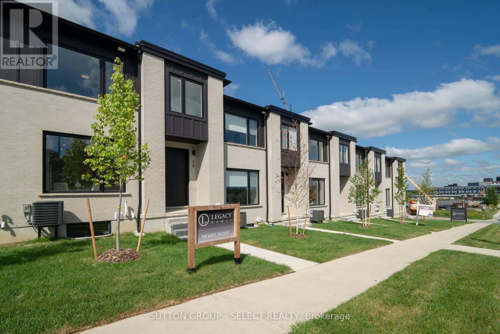 28 - 1175 RIVERBEND ROAD — London South (South B), Ontario - Photo 3 of 38