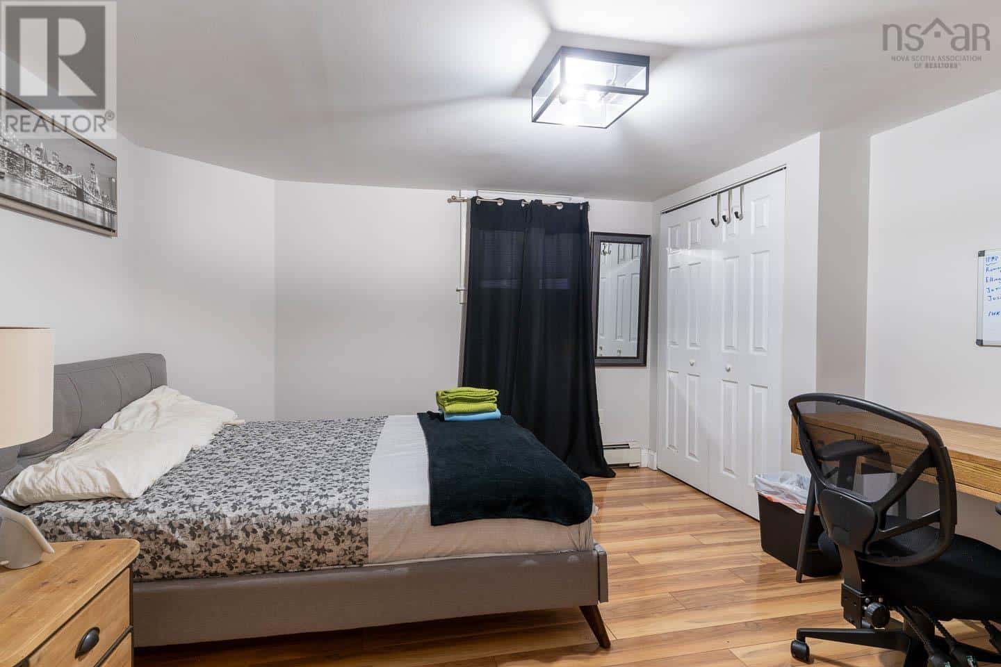 6040 South Street — Halifax Peninsula, Nova Scotia - Photo 5 of 12