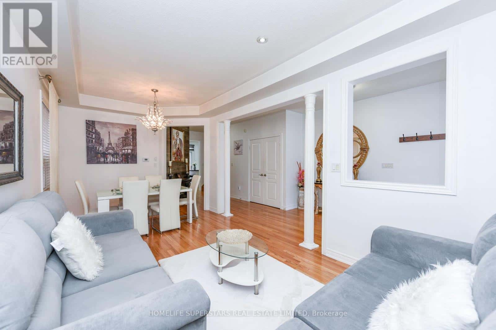 27 DOVEHAVEN CRESCENT — Brampton (Bram East), Ontario - Photo 3 of 44