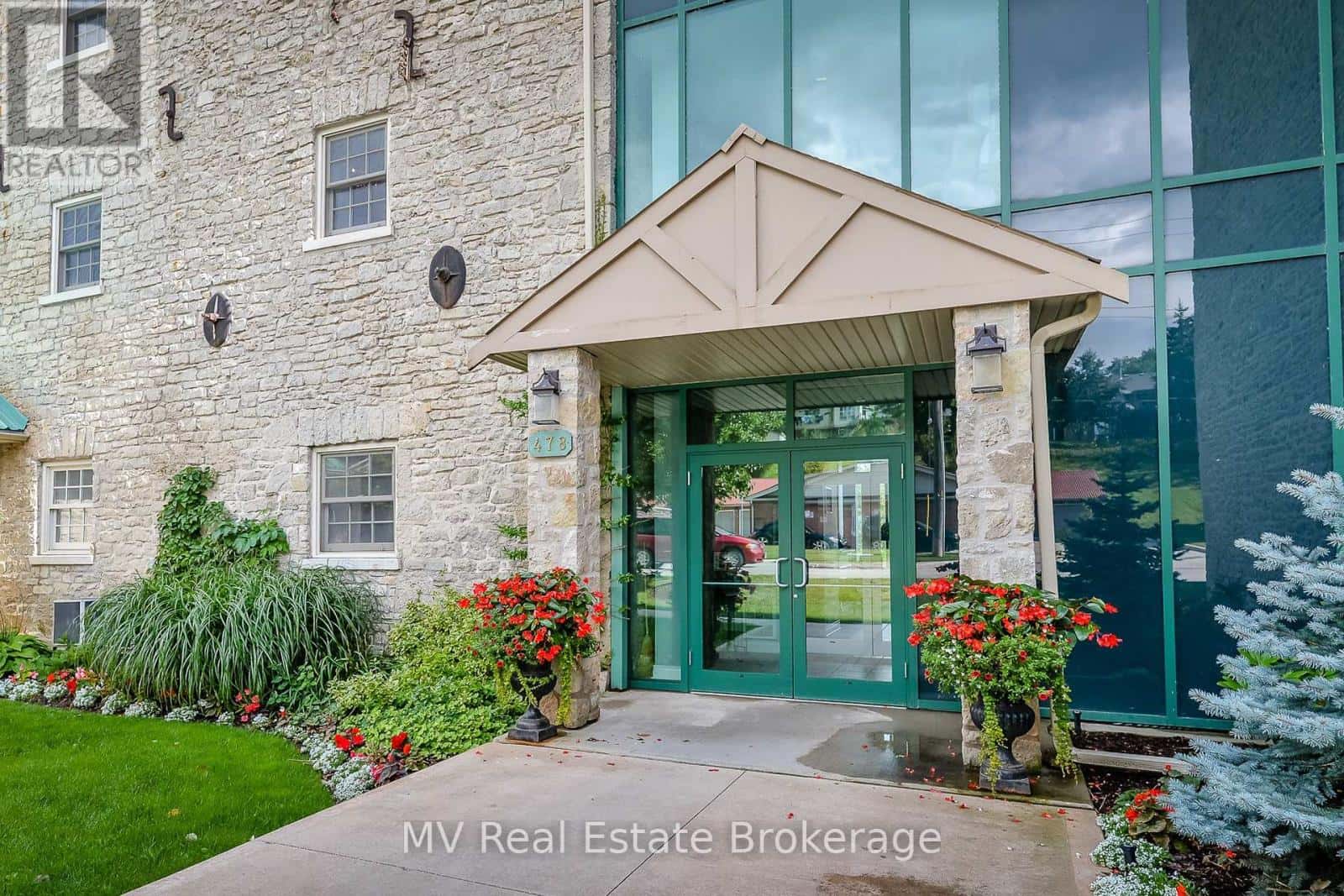 104 - 478 ST ANDREW STREET E — Centre Wellington (Fergus), Ontario - Photo 3 of 44