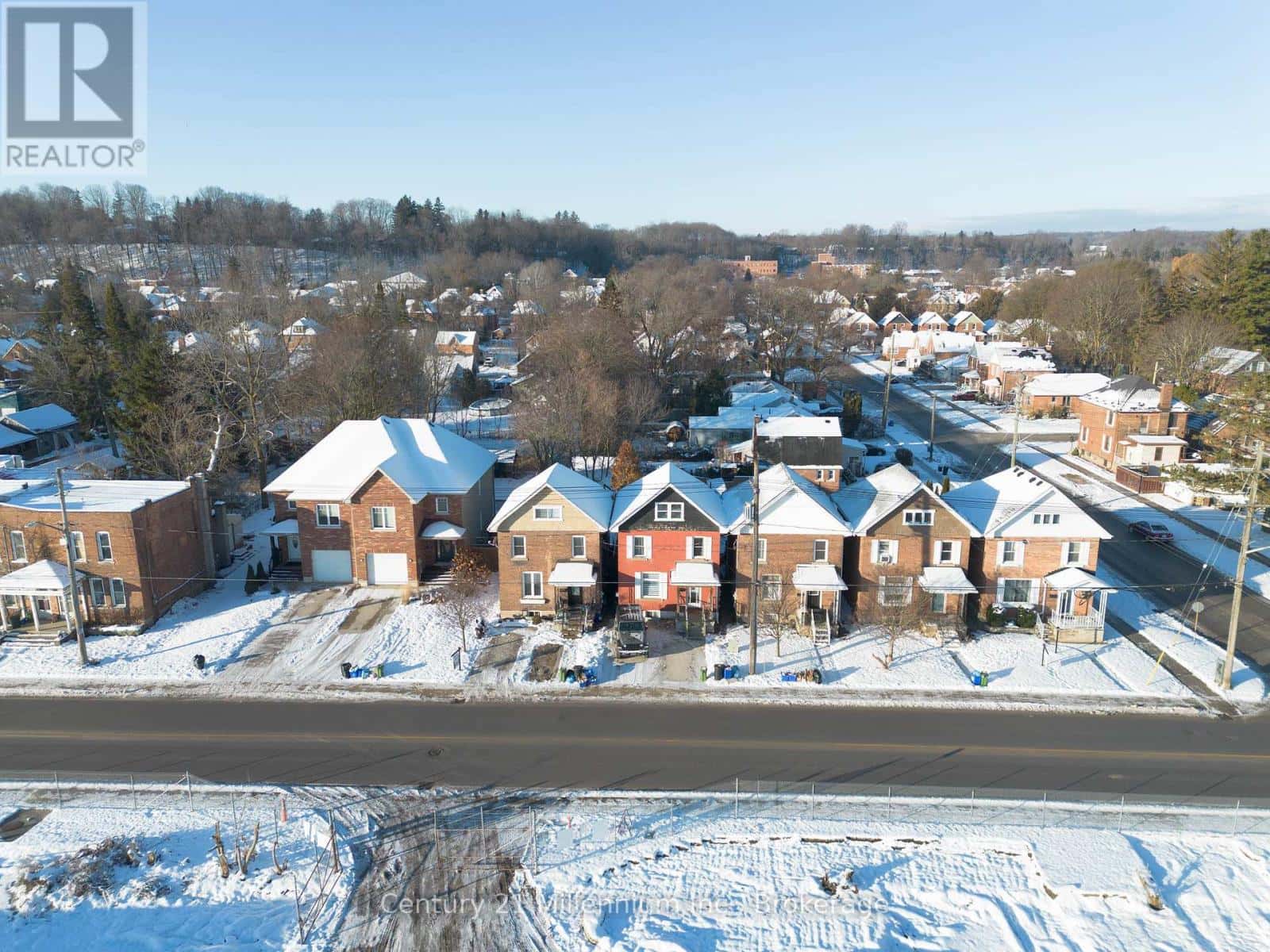 1188 2ND AVENUE W — Owen Sound, Ontario - Photo 4 of 46