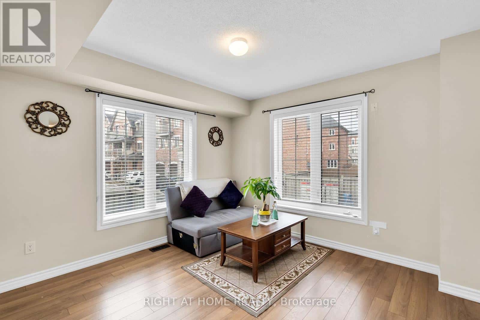 2 SHIFF CRESCENT — Brampton (Heart Lake East), Ontario - Photo 5 of 50