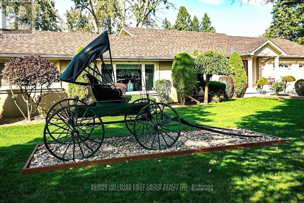 1856 SHERBROOKE STREET W — Cavan Monaghan (Cavan-Monaghan), Ontario - Photo 2 of 43