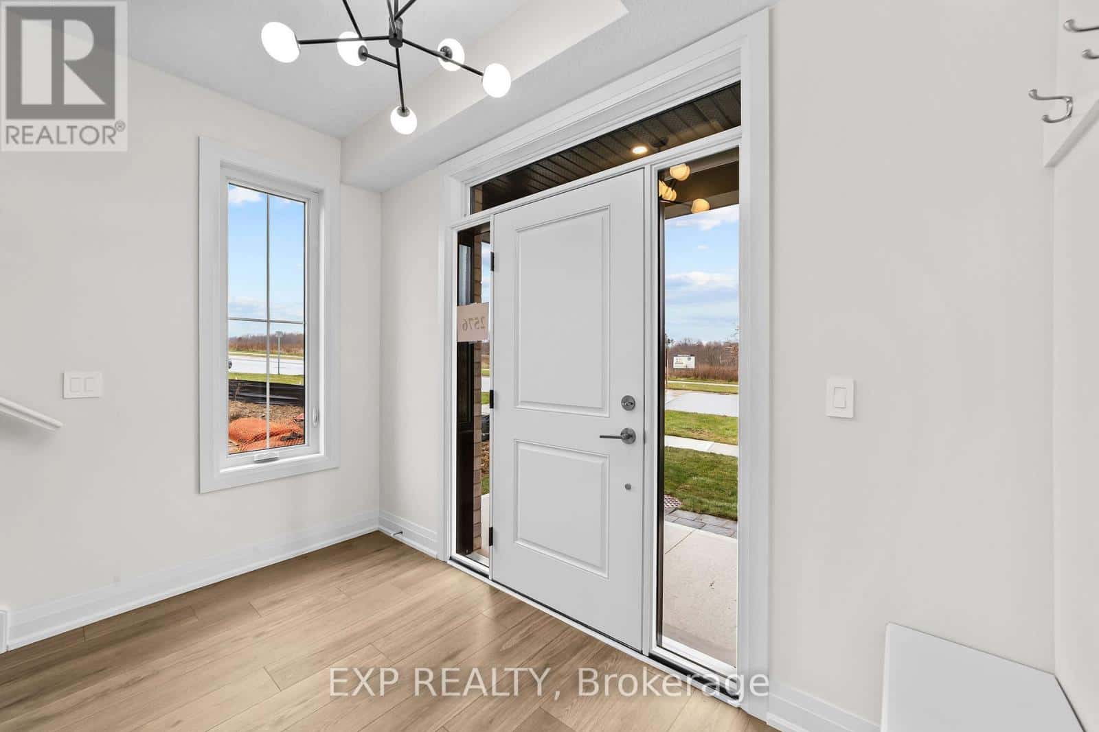 16 - 2605 KETTERING PLACE — London South (South U), Ontario - Photo 3 of 24