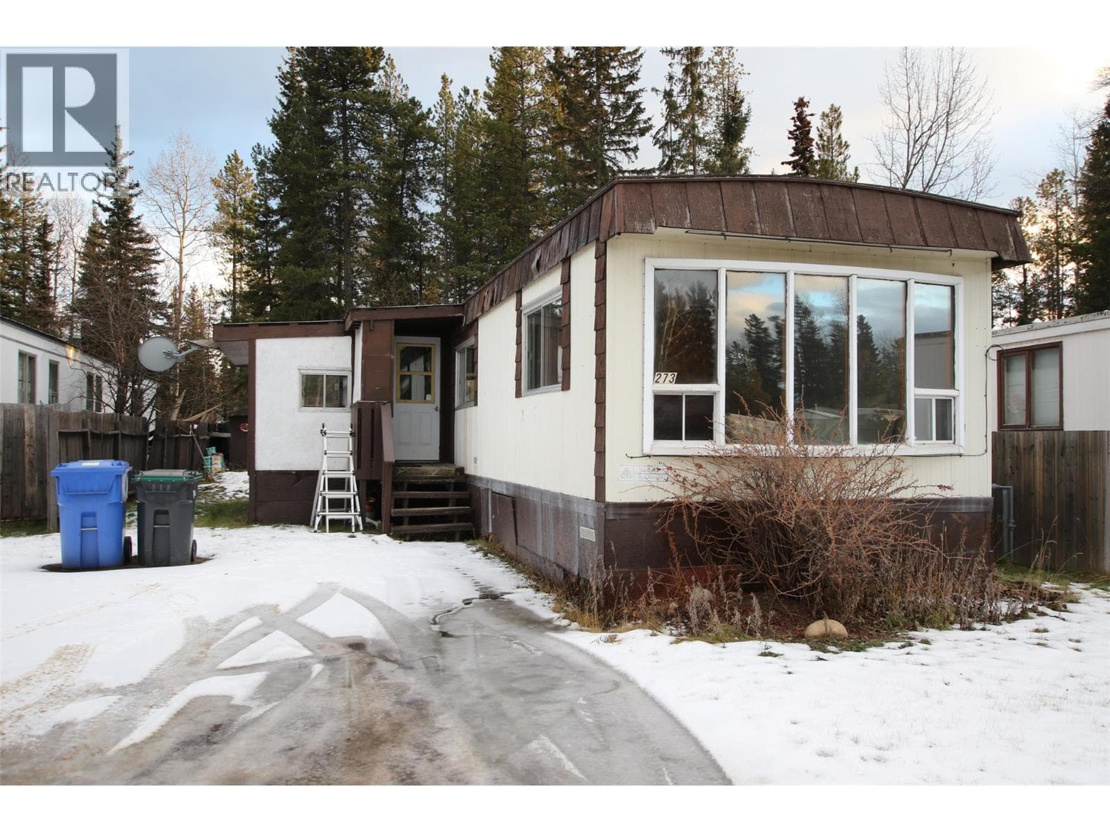 273 STEEPROCK Close Unit# N/A — Tumbler Ridge, British Columbia - Main photo