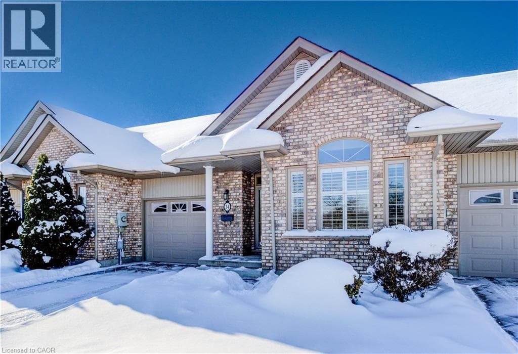 34 LIVINGSTON Boulevard Unit# 15 — Baden, Ontario - Main photo