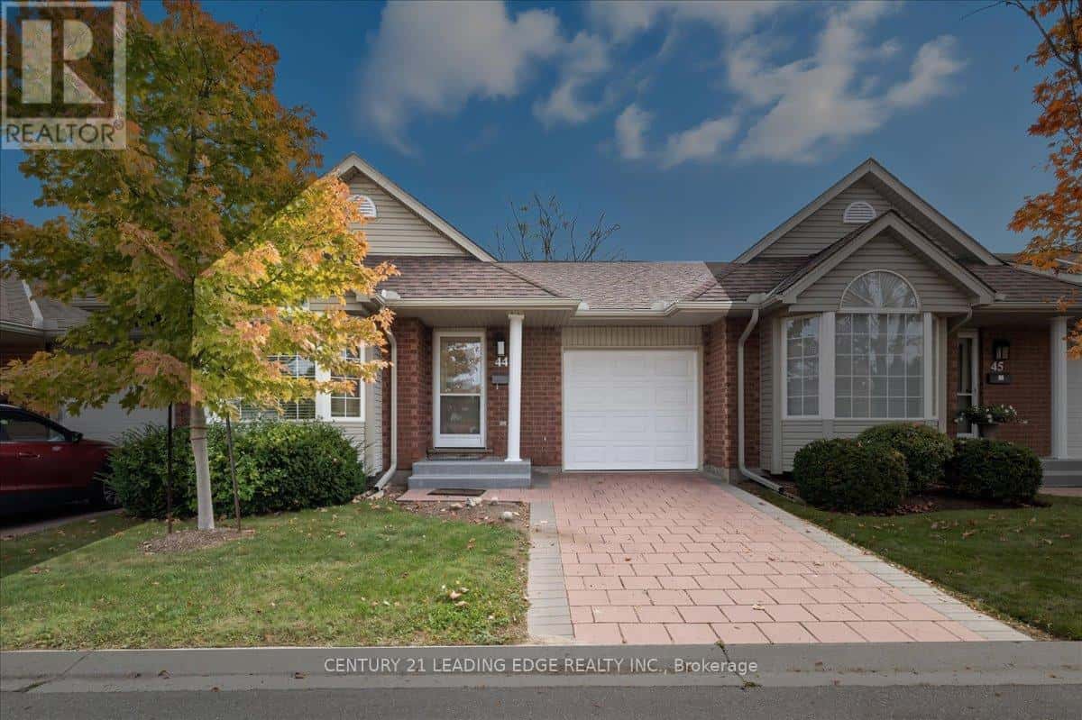 44 - 360 ERBSVILLE ROAD — Waterloo, Ontario - Photo 3 of 35