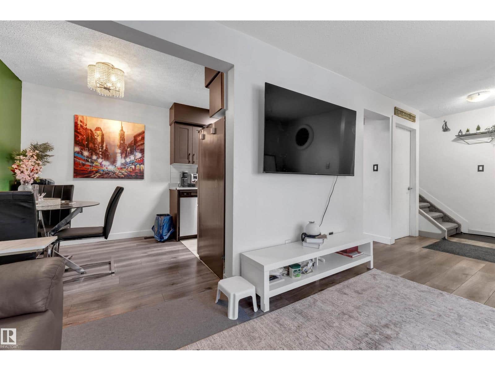 #7 14115 82 ST NW - Photo 3 of 29, Edmonton, Alberta