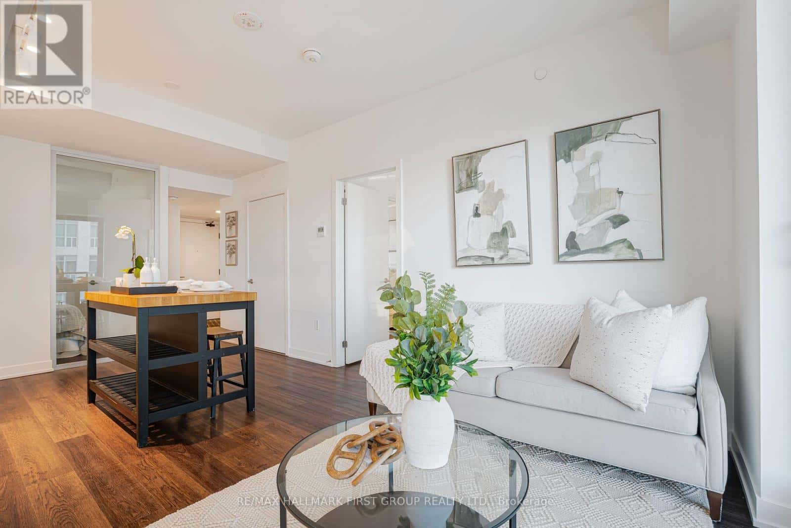 316 - 1604 CHARLES STREET — Whitby (Port Whitby), Ontario - Photo 5 of 27