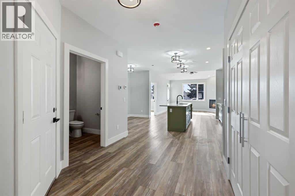 28, 610 4 Avenue SW — Sundre, Alberta - Photo 4 of 28