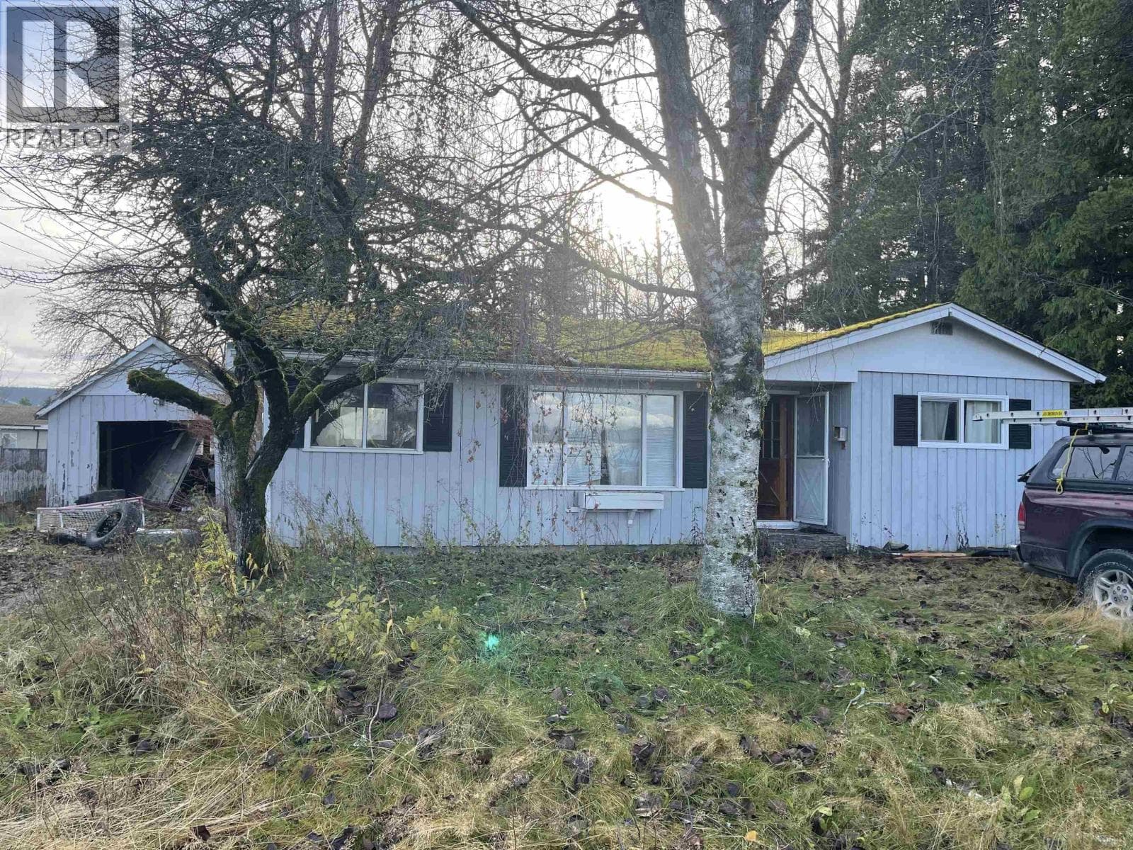 4815 POHLE AVENUE — Terrace, British Columbia - Main photo