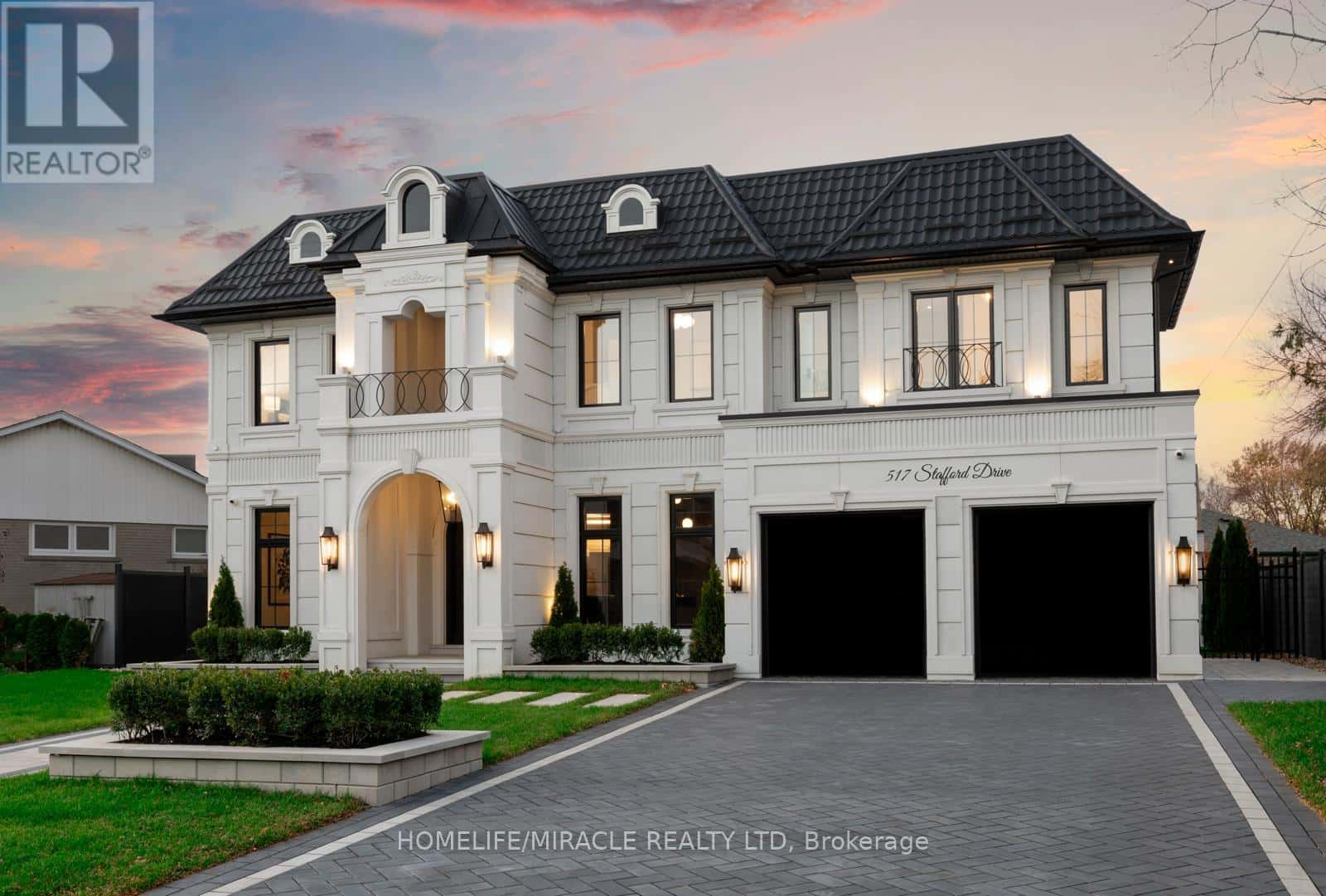 517 STAFFORD DRIVE — Oakville (WO West), Ontario - Photo 2 of 50