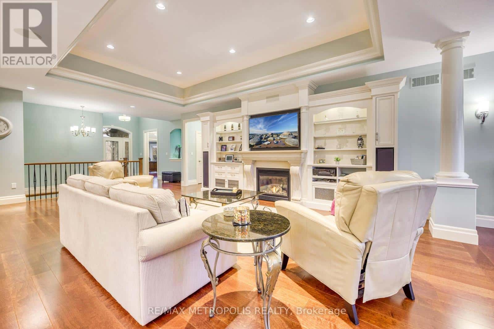 1221 MIKE WEIR DRIVE — Sarnia, Ontario - Photo 5 of 50