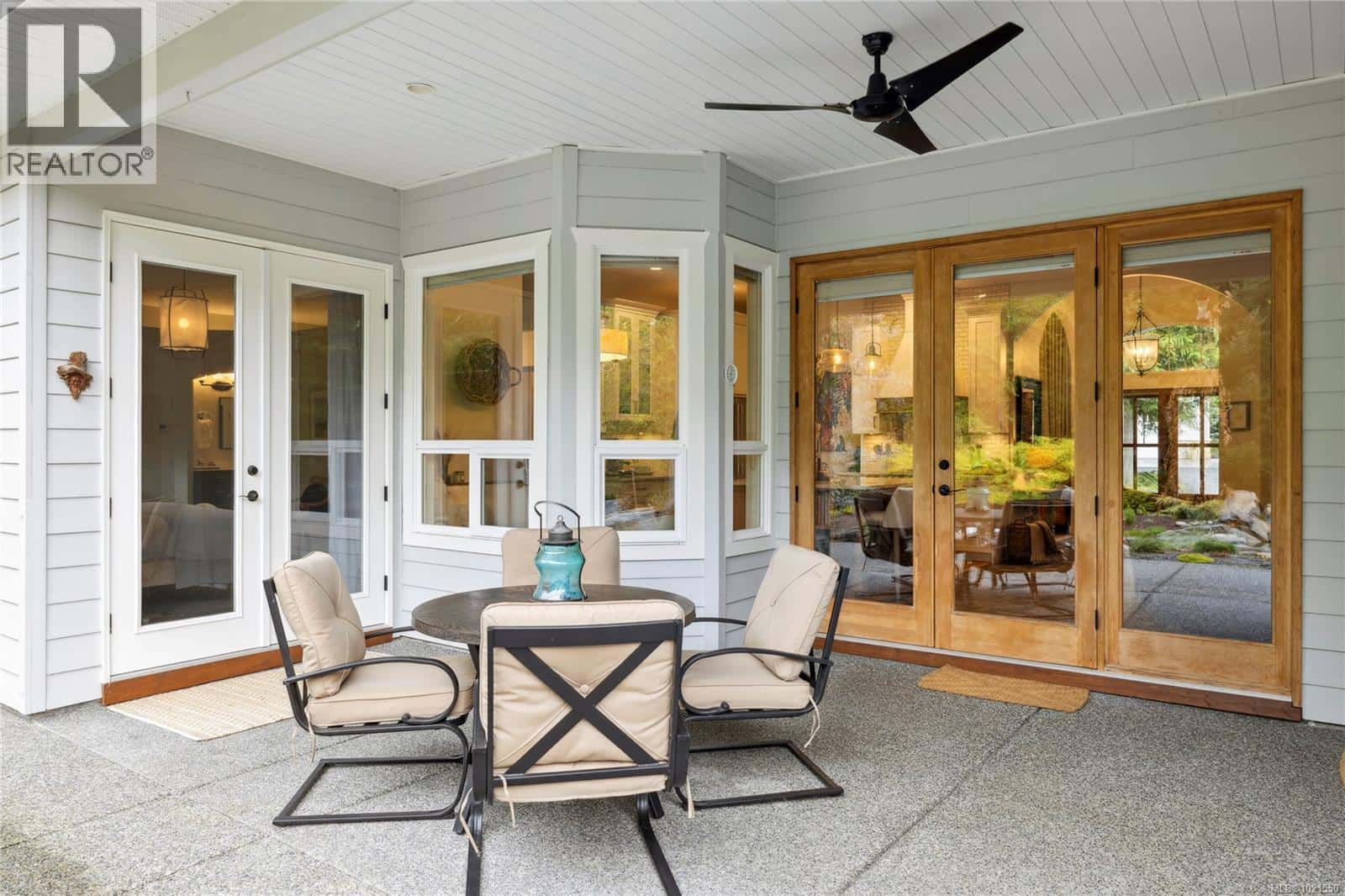 7190 Hase Pl — Lantzville, British Columbia - Photo 3 of 72