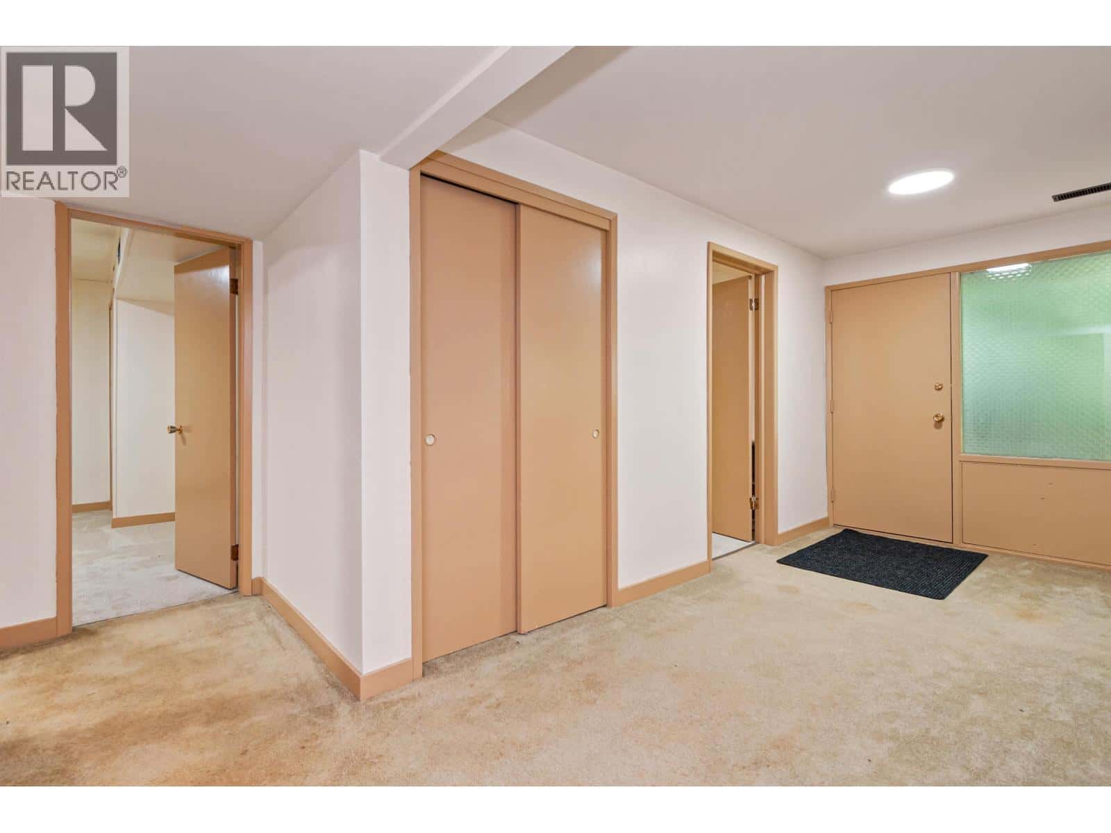 3687 COAST MERIDIAN ROAD — Port Coquitlam, British Columbia - Photo 2 of 40