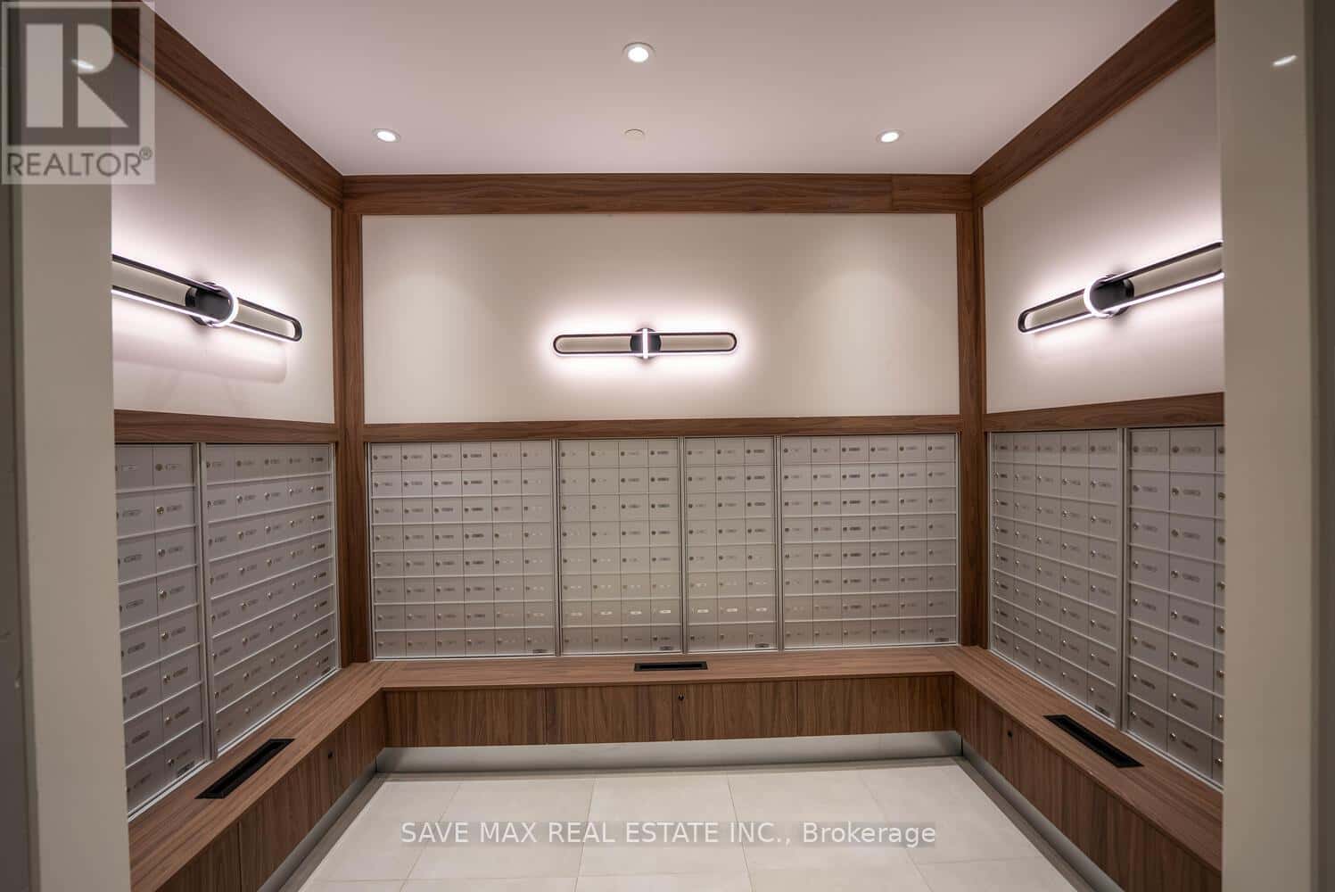 304 - 3260 SHEPPARD AVENUE E — Toronto (Tam O'Shanter-Sullivan), Ontario - Photo 5 of 36