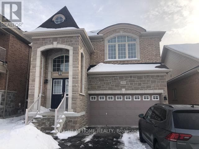 438 KWAPIS BOULEVARD — Newmarket (Woodland Hill), Ontario - Main photo