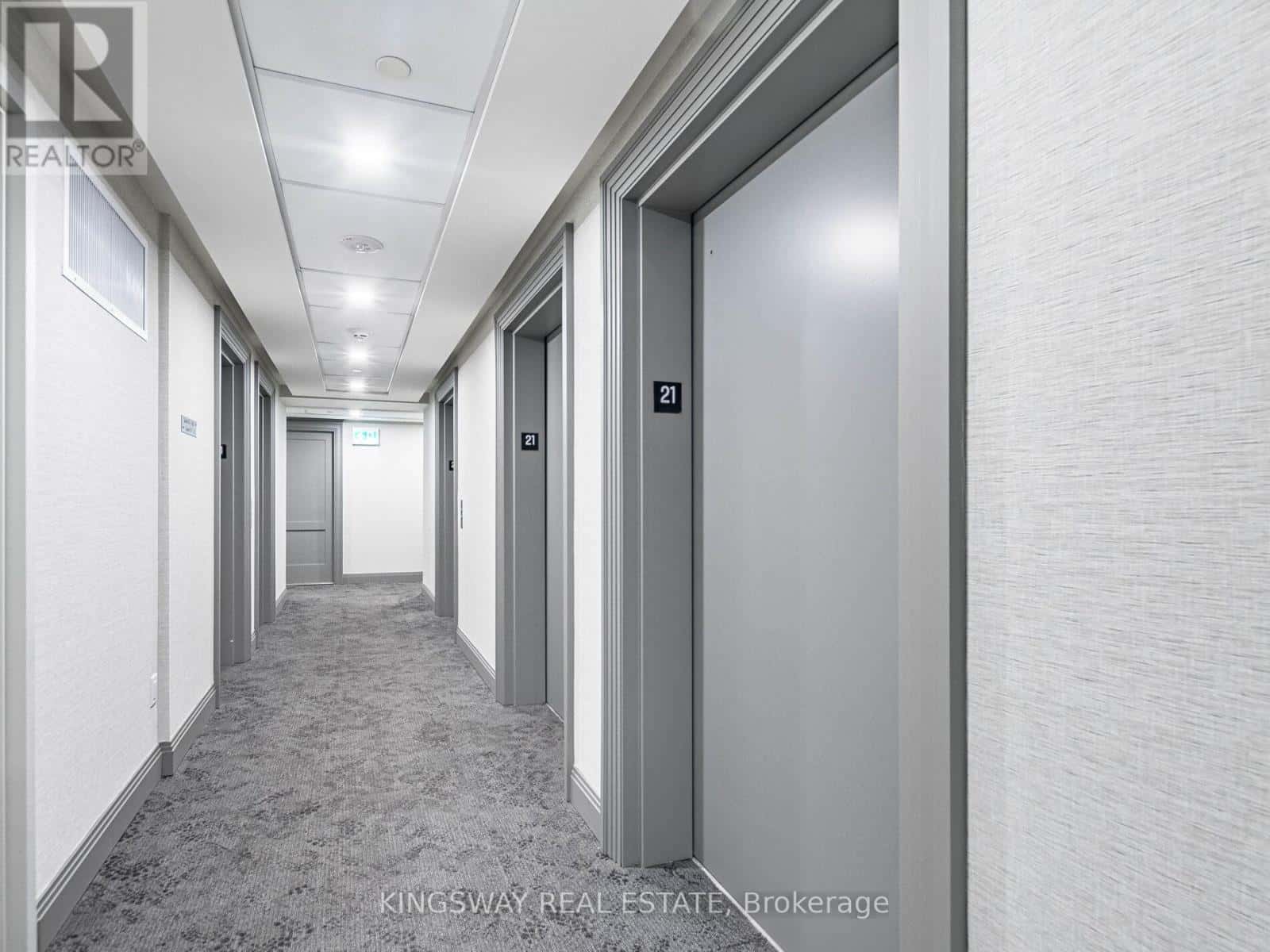 2105 - 30 ELM DRIVE — Mississauga (City Centre), Ontario - Photo 5 of 44