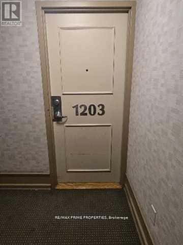 1203 - 735 DON MILLS ROAD — Toronto (Flemingdon Park), Ontario - Photo 5 of 20